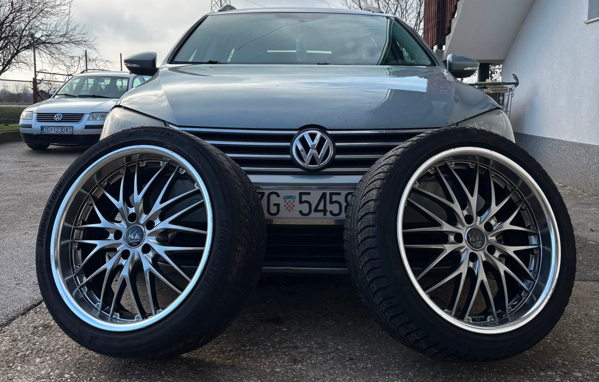 Volkswagen with polished chrome alloy wheels